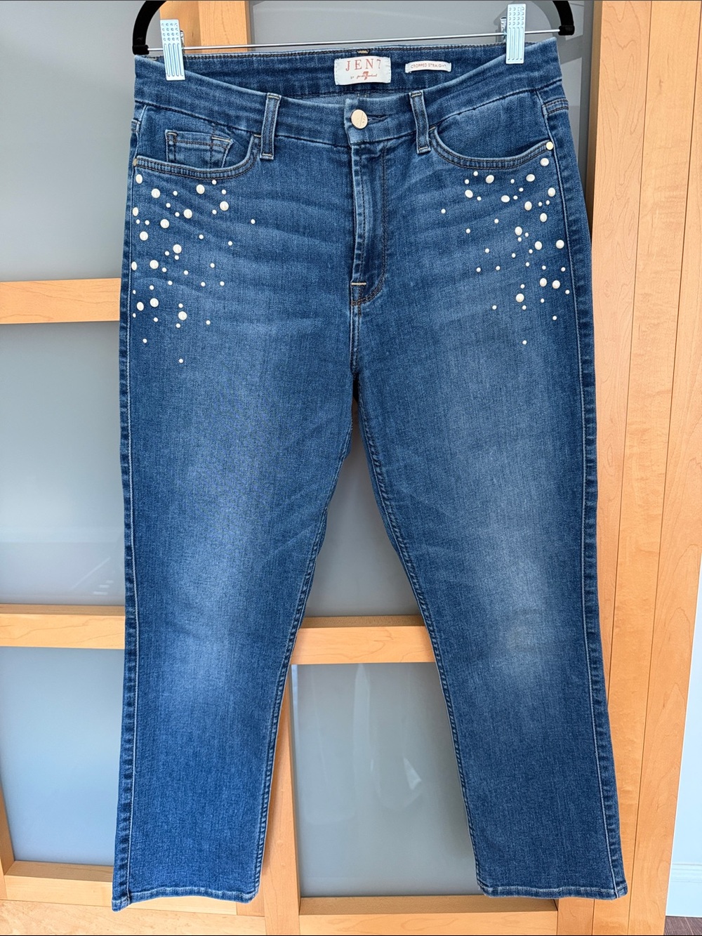 Jen 7 by 7 for All Mankind Medium BlueJeans with Flat Pearl Embellishment